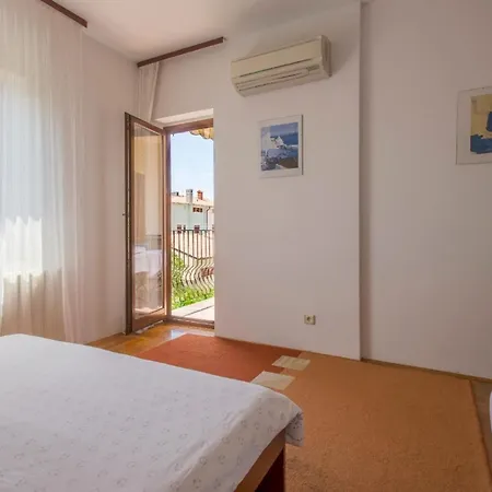 Apartamento Fuer 4 Personen 1 Kind Ca 45 M In Pula, Istrien Und Umgebung